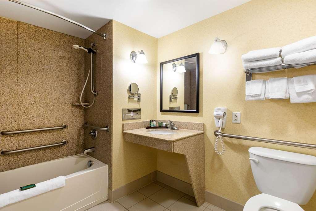 Gateway Hotel & Suites, Ascend Hotel Collection Ocean City Room photo
